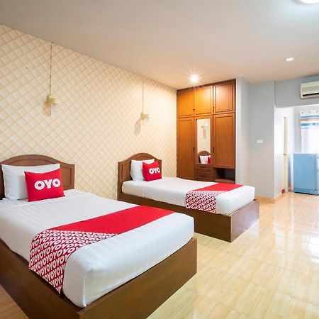 Oyo 663 Green Beach Room Паттайя Экстерьер фото
