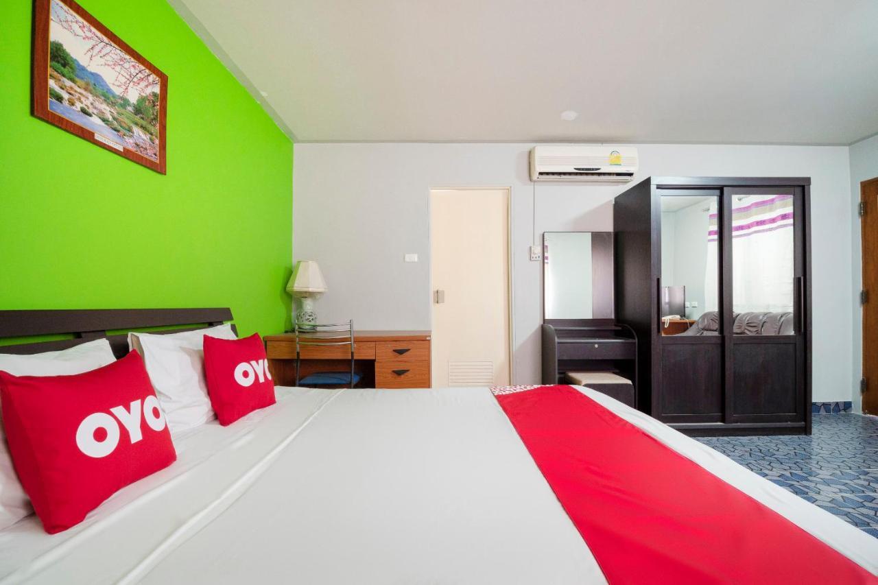 Oyo 663 Green Beach Room Паттайя Экстерьер фото