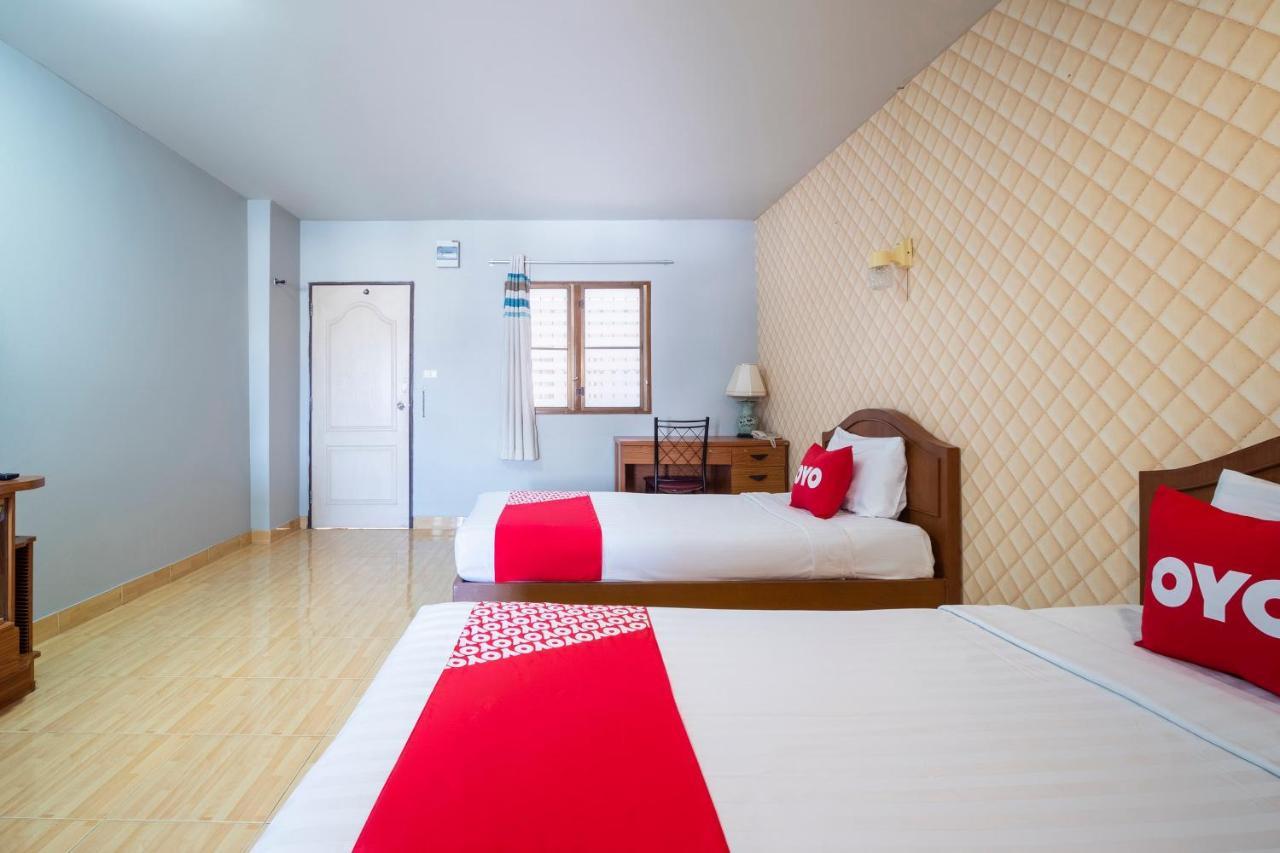 Oyo 663 Green Beach Room Паттайя Экстерьер фото